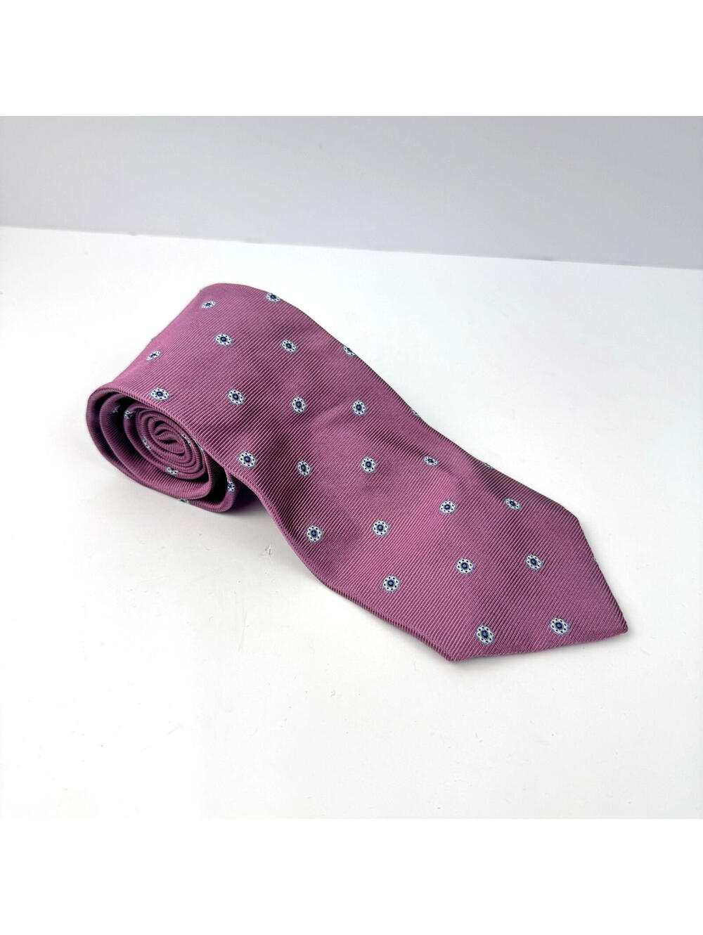 New Brooks Brothers Makers Fuschia Pink AOP Floral Pattern Neck Tie Silk